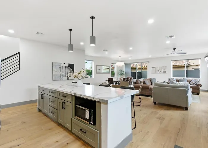 Beautiful Home Near Asu Families & Groups Welcome Сasa de vacaciones *
