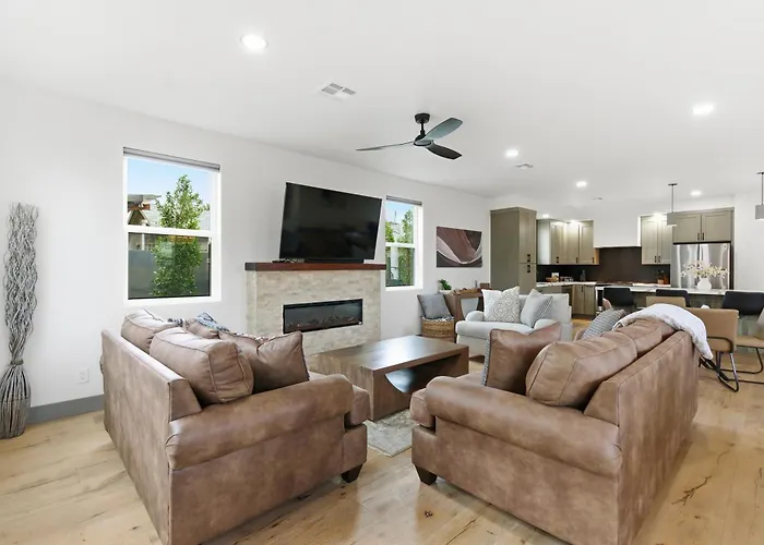 Beautiful Home Near Asu Families & Groups Welcome Сasa de vacaciones *