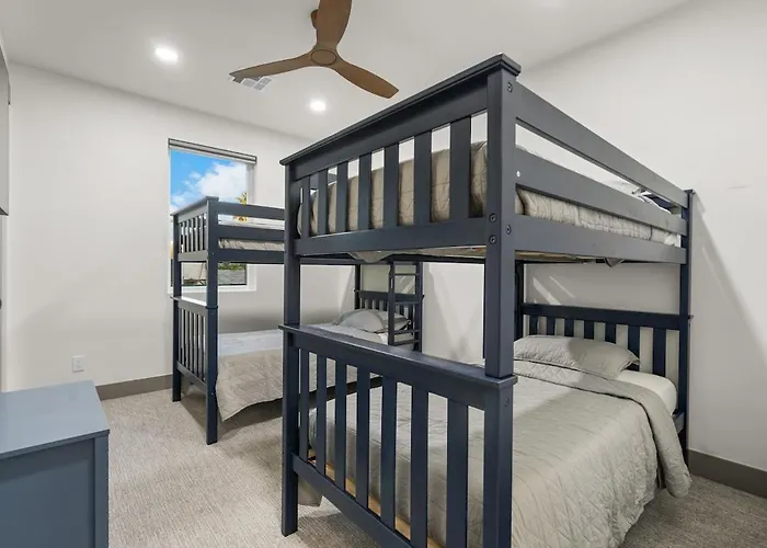 Сasa de vacaciones Beautiful Home Near Asu Families & Groups Welcome